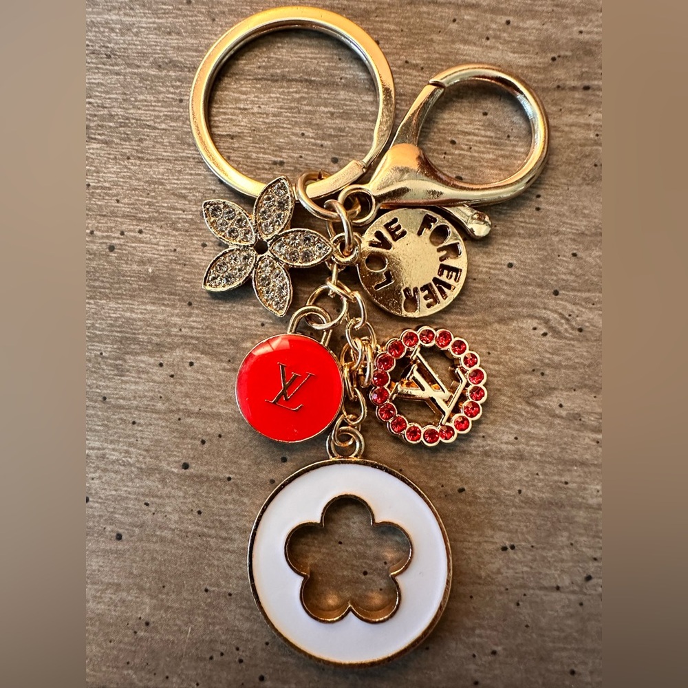 Upcycled Unbranded Keychain/Bag Charm with Two Gold Tone Louis Vuitton Charms. - Picture 4 of 4